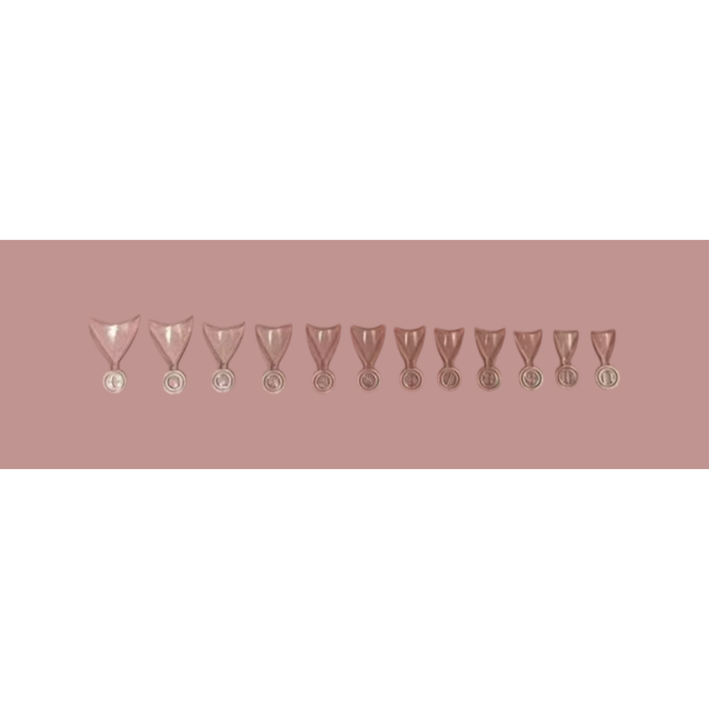 XS Triangle Nail Tips